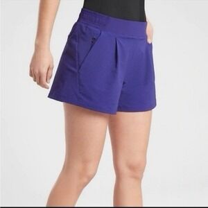 Athleta Textured Brooklyn Shorts Purple Size 4 Athleisure Activewear Sporty